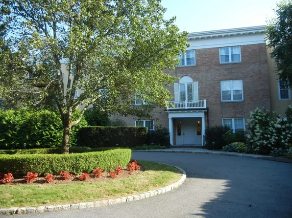 140 Field Point Rd Unit 10, Greenwich, CT 06830