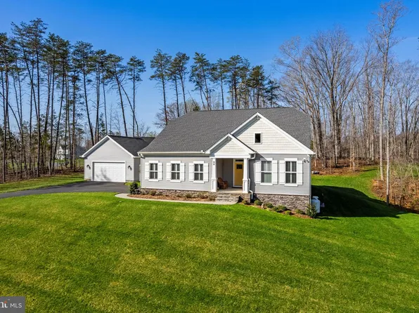 80 Piney Hill Ln, Fredericksburg, VA 22406