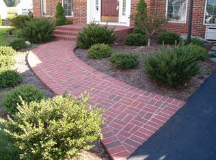 207 Duvall Ct SE, Leesburg, VA