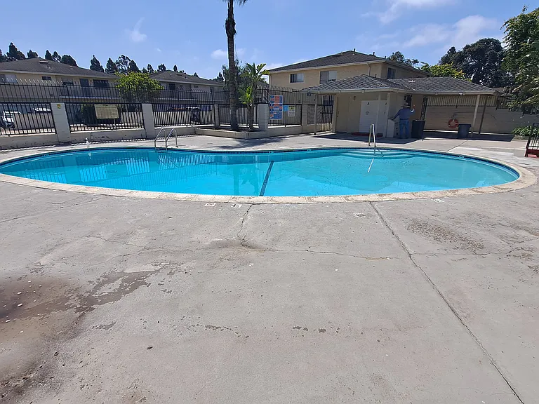 2635 Sextant Ave — Photo 3