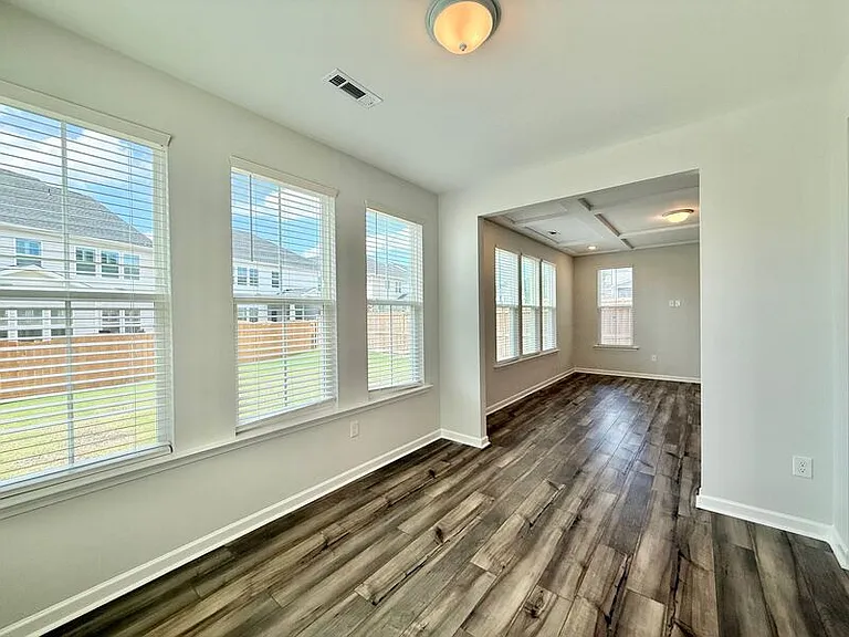 150 Cherry Blossom Ct — Photo 10