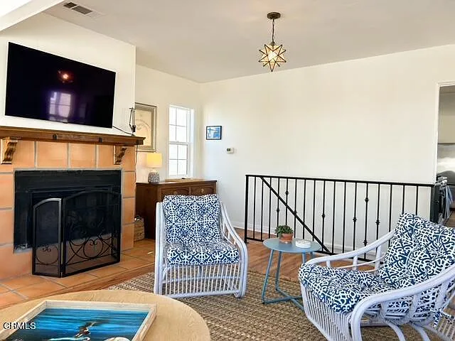 248 Cahuenga Dr — Photo 9
