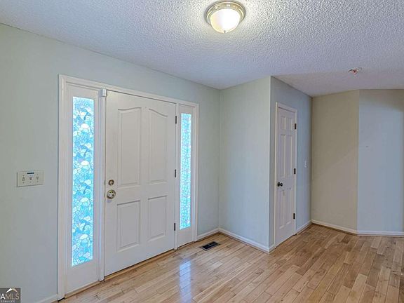 5th image of 1380 Elliott Rd