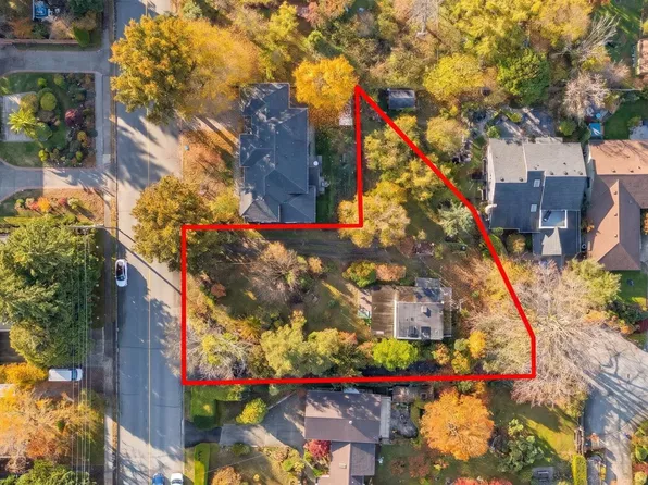 5411 16th Ave, Delta, BC V4M 2H5