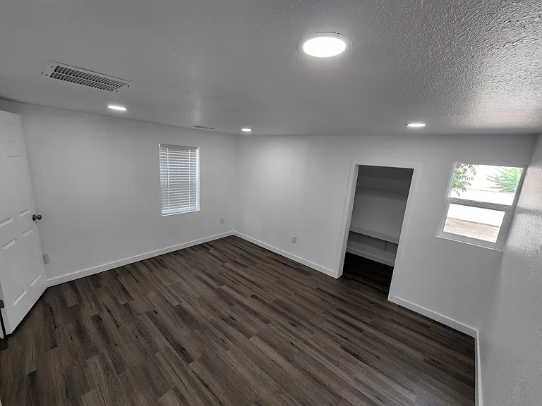 4788 Williams St — Photo 4