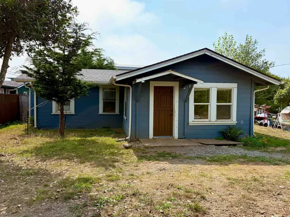 1026 H St, Crescent City, CA 95531