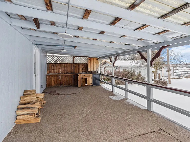 701 S Evergreen Rd — Photo 29