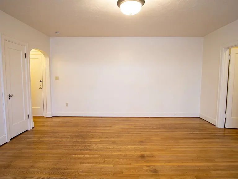1634 NE 41st Ave #4 — Photo 4