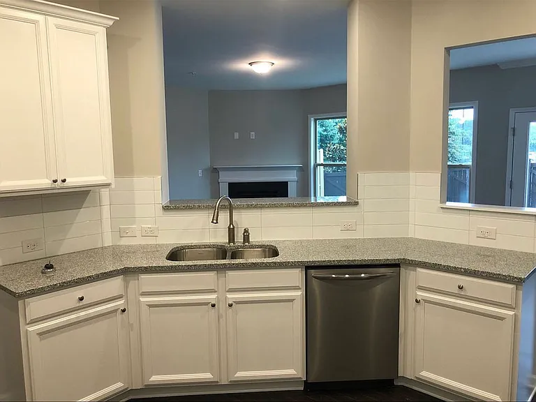 1283 Elderwood Way — Photo 6