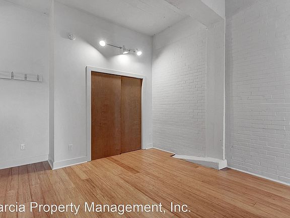 5th image of 4901 Pernod Ave APT 7