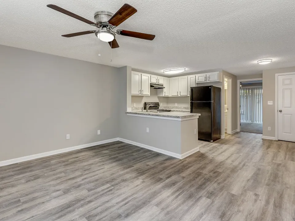 1137 Woodruff Ave
