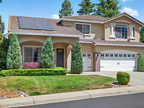 9003 Elk Dr, Clayton, CA 94517