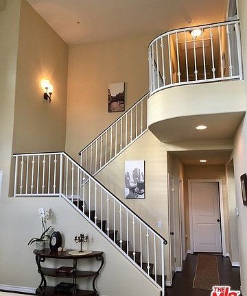 3rd image of 11488 Kagel Canyon St