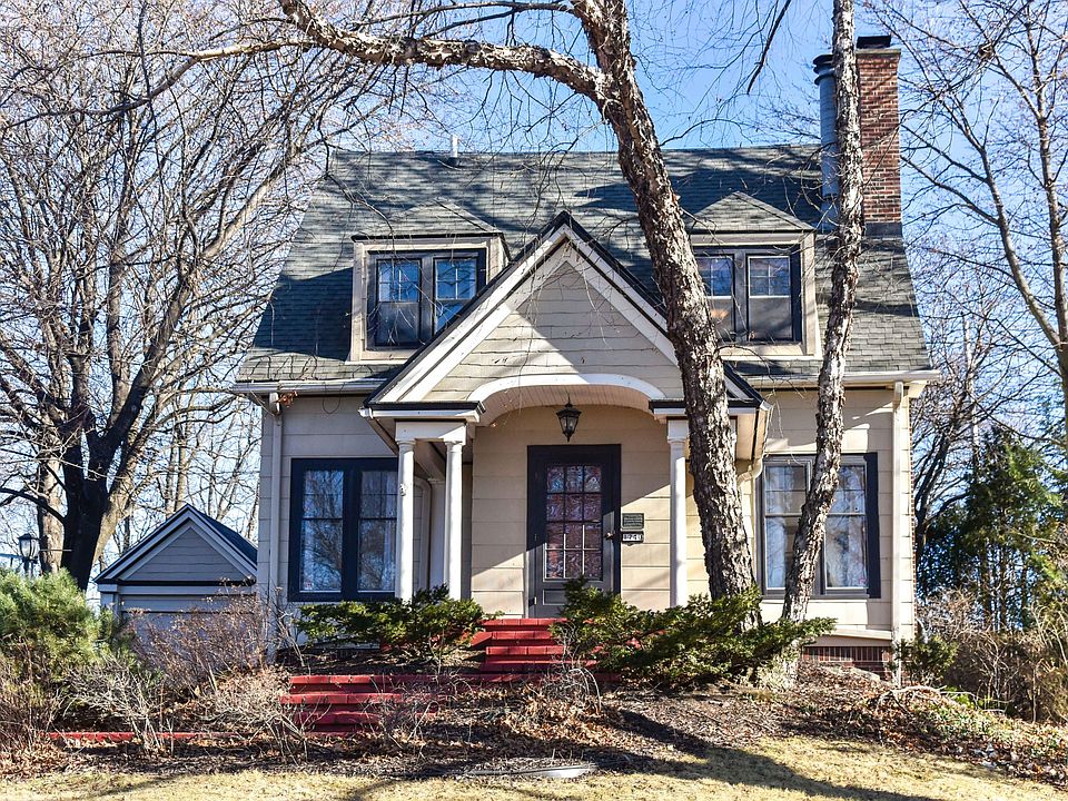 1st image of 1740 Mountain Ave