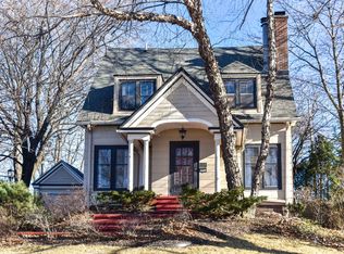 1740 Mountain Ave, Wauwatosa, WI 53213