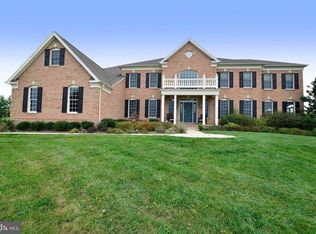 17502 Tobermory Pl, Leesburg, VA 20175