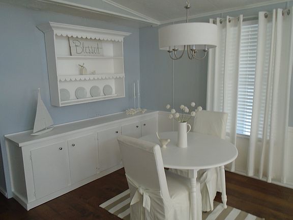 Custom Hutch! 