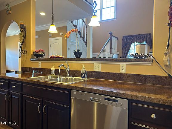 4th image of 1321 Kendrick Creek Rd