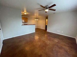 8024 W Elizabeth Ln, Fort Worth, TX 76116