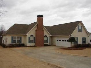 6309 Compass Dr, Flowery Branch, GA 30542