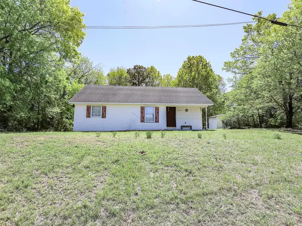 2393 Dogtown Rd, Benton, KY 42025