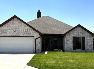 8823 13th St, Lubbock, TX 79416