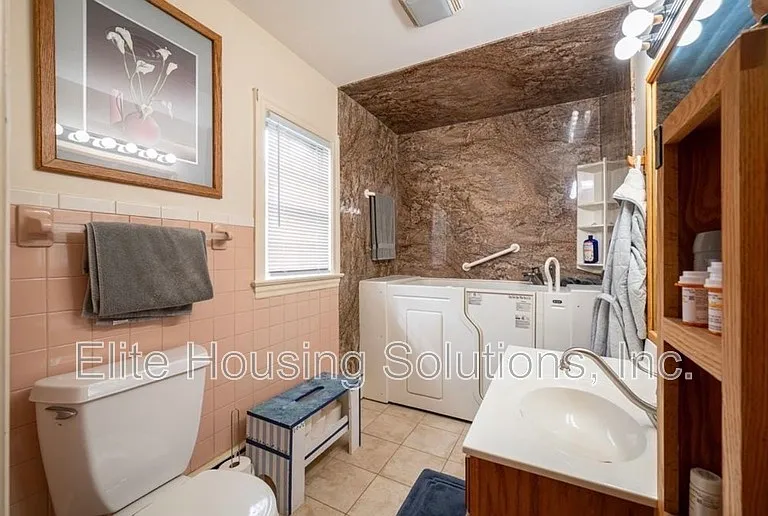 290 W Ridge St — Photo 25