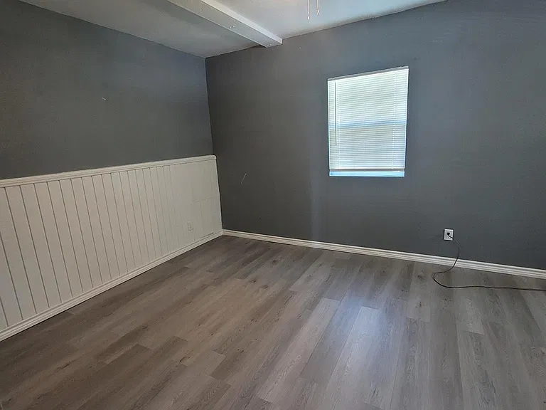 513 E Caney St #I — Photo 16