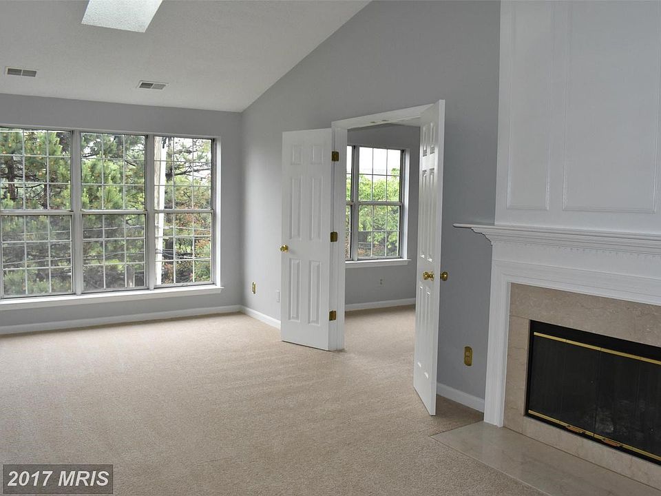 Welcome Home! Penthouse living awaits you