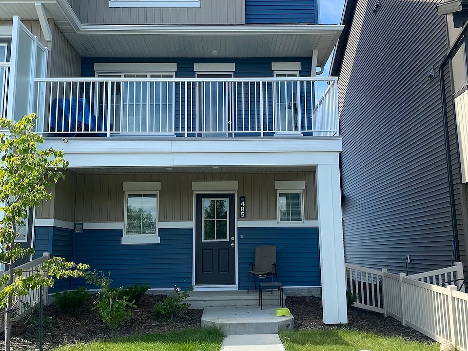 485 Desrochers Blvd SW