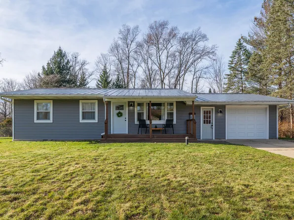 57126 Sigulda Rd, Three Rivers, MI 49093