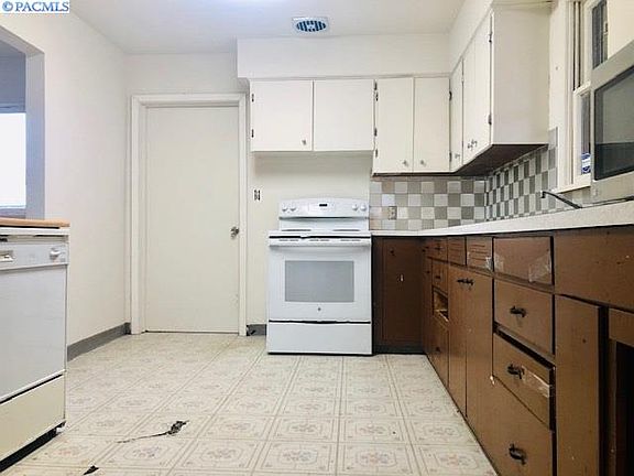 4th image of 2426 W Bruneau Ave