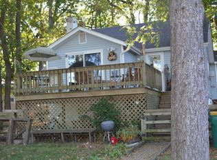 1225 Lincoln Ave, Fox River Grove, IL 60021