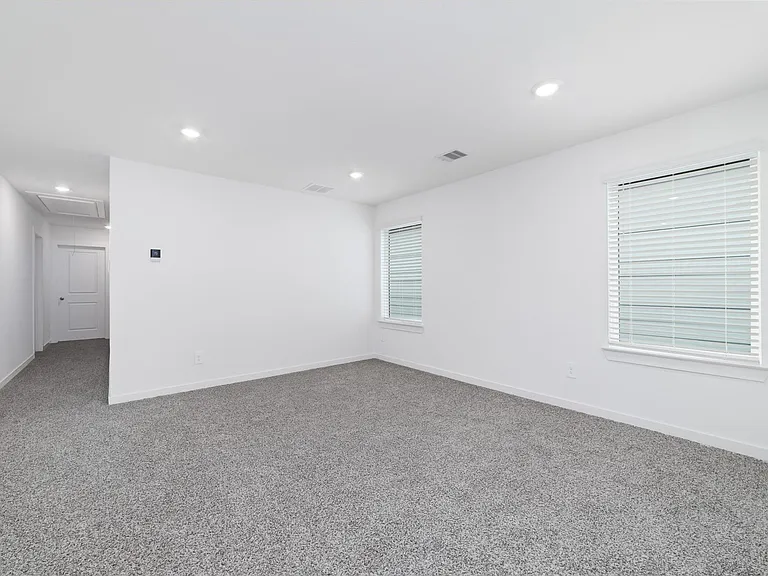 3530 Blue Mockingbird St — Photo 17