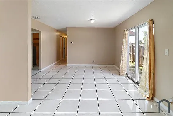 721 NW 6th Ave — Photo 5