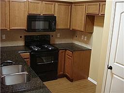 3rd image of 1416 Piedmont Dr