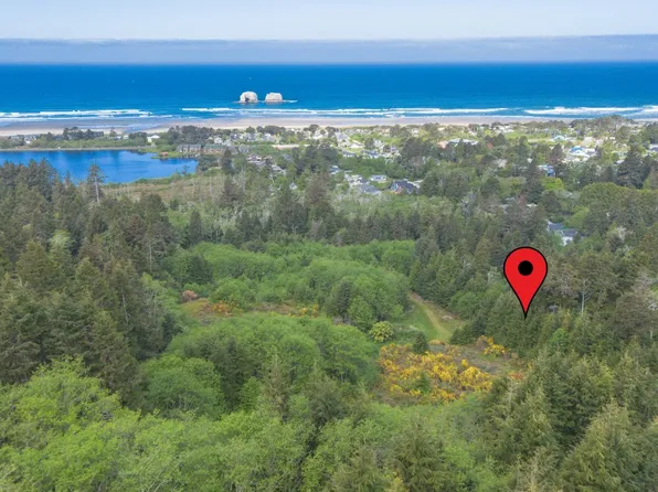 Marigold St, Rockaway Beach, OR 97136