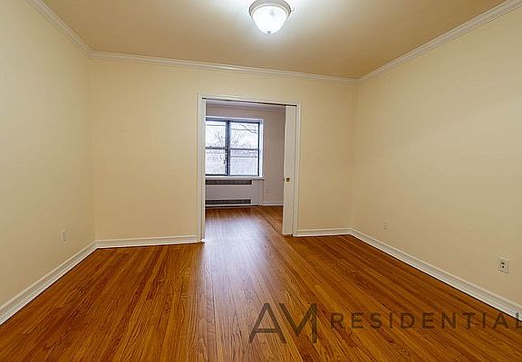 3rd image of 3620 Bowne St APT 5C