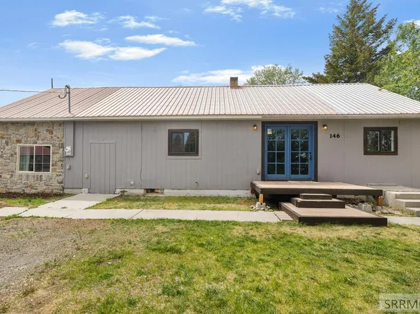 146 E 9th St S, Saint Anthony, ID 83445