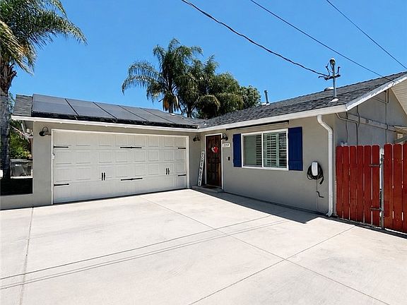2nd image of 2359 Temescal Ave