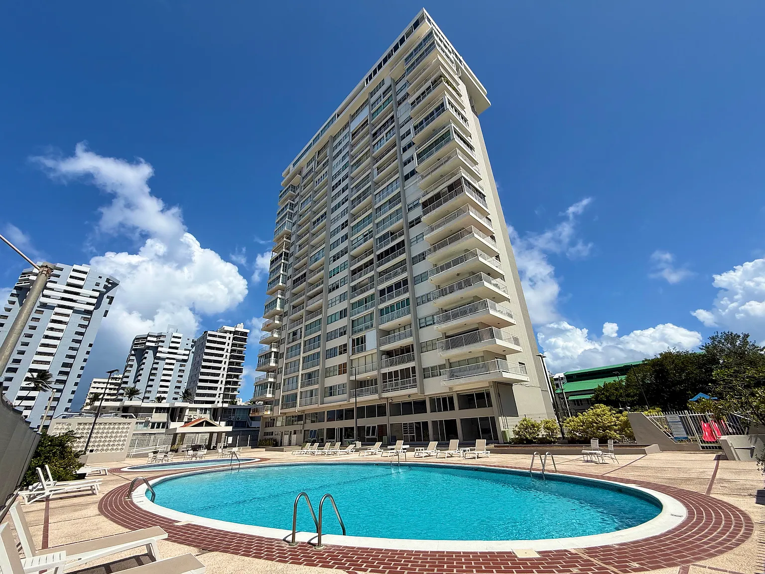 2 bed, $4,000 — Photo 2