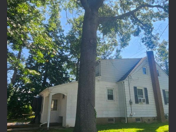 209 Washington Ave #1