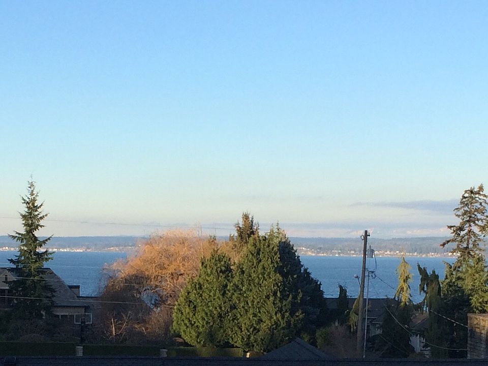 1st image of 2433 W Mukilteo Blvd