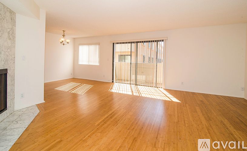 1st image of 1505 Barry Ave APT 107