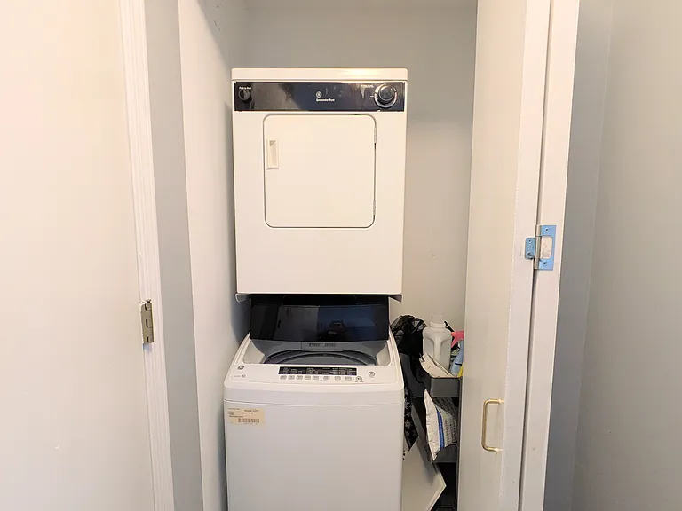 345 N Lasalle St #1805 — Photo 25