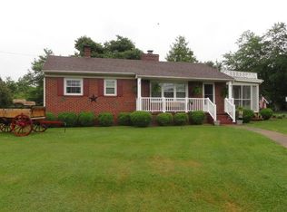 410 Prospect Rd, Hurt, VA 24563