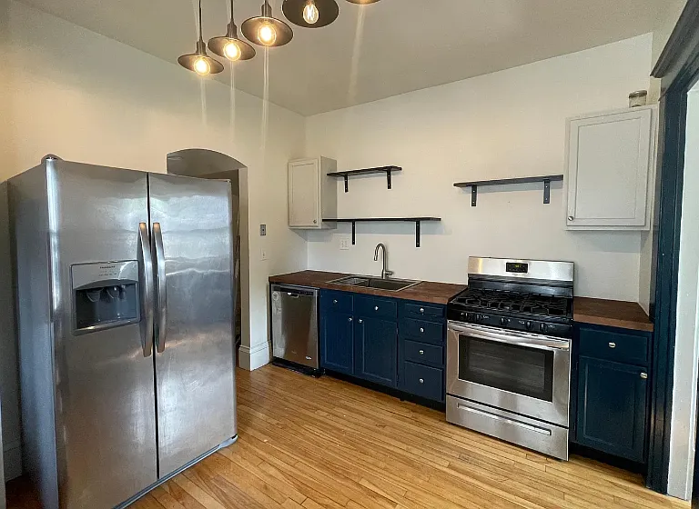3310 Holmes Ave S — Photo 8