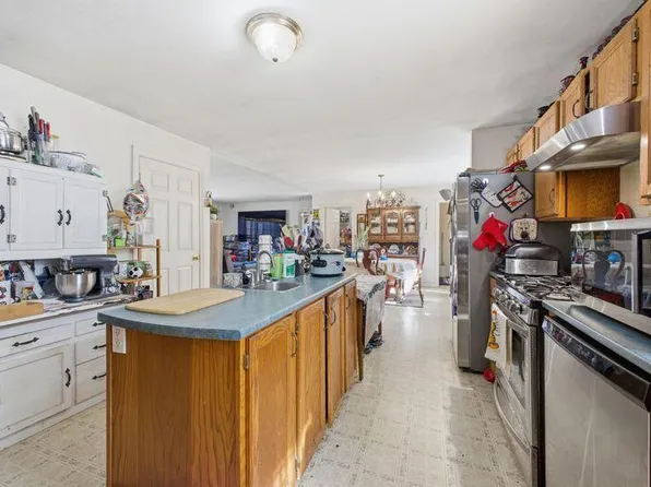 75 Tedford Road, Topsham, ME 04086