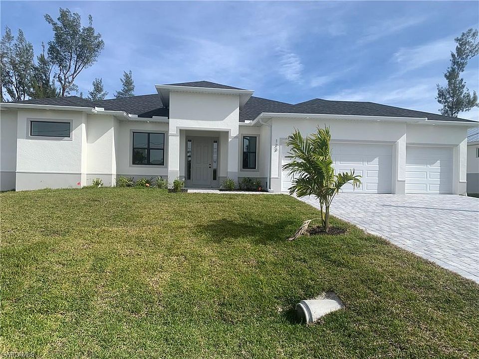 1st image of 123 SW 35th Pl