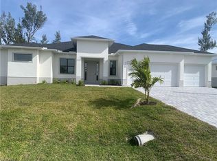 123 SW 35th Pl, Cape Coral, FL 33991